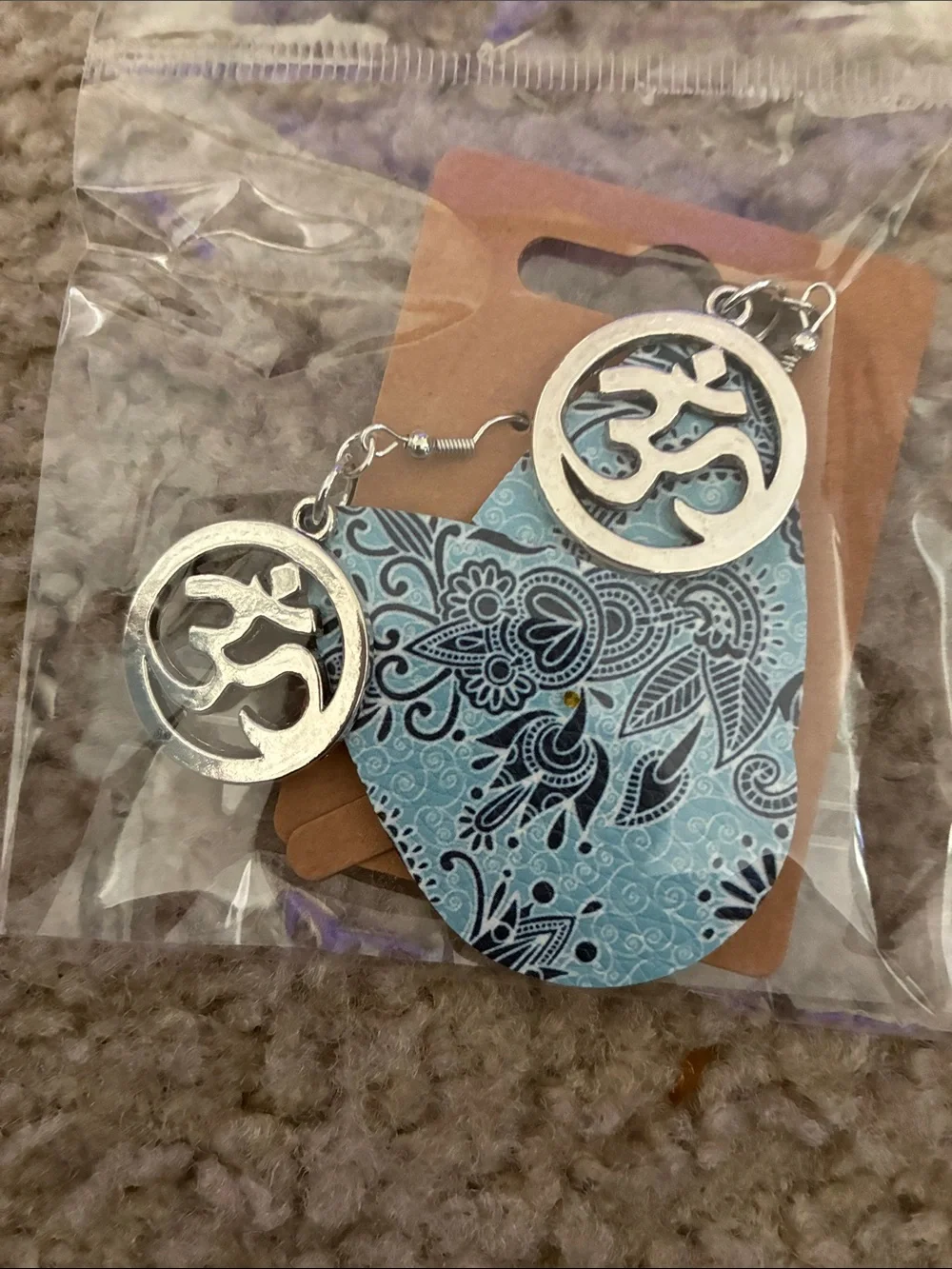 Silver serenity Om dangle Teardrop Earrings with Light Blue Pattern - Picture 4 of 4